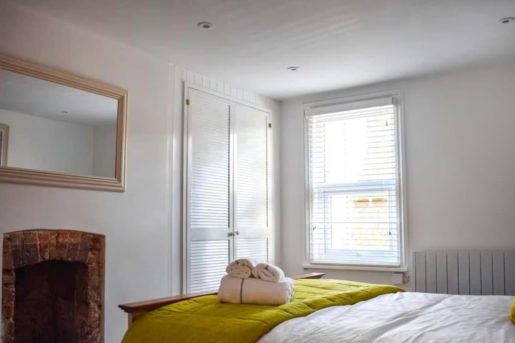 Beautiful Renovated Cottage In Mersham Ashford Kent Kültér fotó